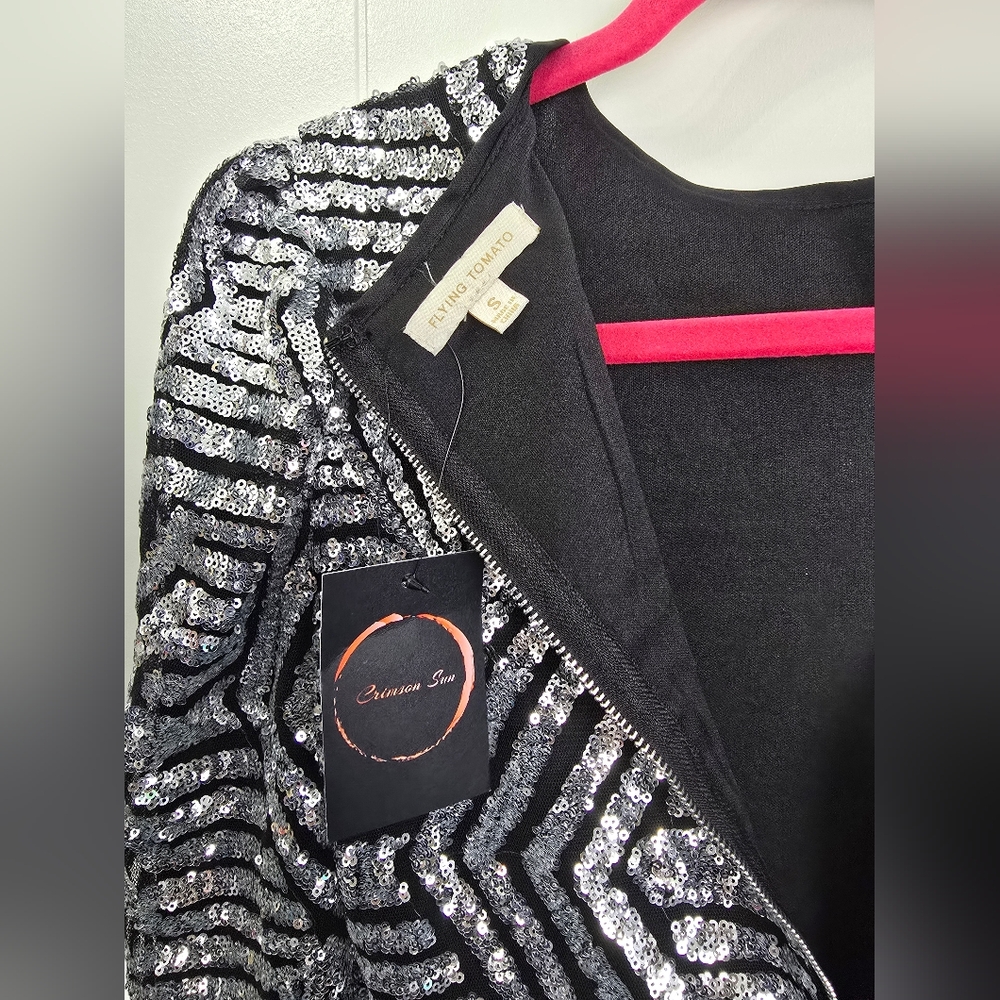 Flying Tomato Sequin Geometric Patterned Top - Si… - image 6